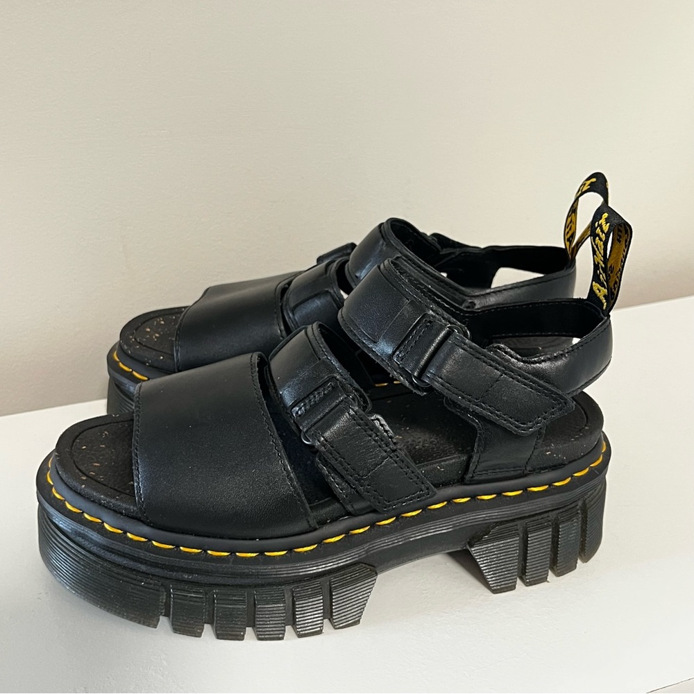 Dr. Martens Ricki Sandals
